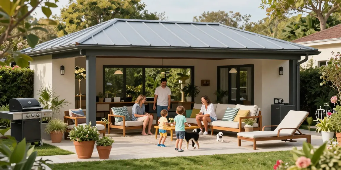 Moderne Terrassenüberdachung schützt die Familie im Garten mit Spielzeug und Pflanzen.